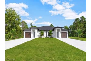 4956/4958 LEONARD Boulevard, Lehigh Acres, FL 33973 - MLS#225077623