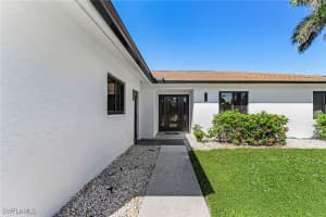 121 JAMAICA Drive, Naples, FL 34113 - MLS#225077648