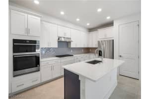 8937 Oceana Way, Naples, FL 34114 - MLS#225077652