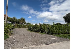 418 Cactus Circle, Lehigh Acres, FL 33936 - MLS#225077702