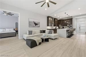 711 91st Avenue, Naples, FL 34108 - MLS#225077711