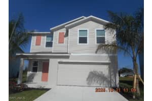 19517 Fairhill Ct, Lehigh Acres