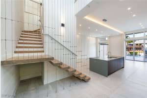 1559 CHESAPEAKE Avenue, Naples, FL 34102 - MLS#225077747