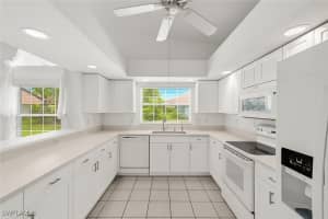 347 MELROSE Place, Naples, FL 34104 - MLS#225077787