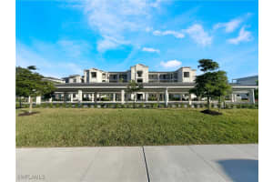 5491 Double Eagle Cir 3715, Ave Maria