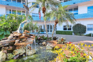 220 Seaview Court, Marco Island, FL 34145 - MLS#225077847