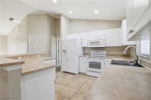 4104 13th Street, Lehigh Acres, FL 33976 - MLS#225077849