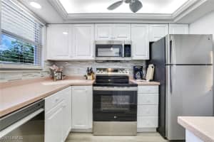 200 Forest Lakes Boulevard, Naples, FL 34105 - MLS#225077866