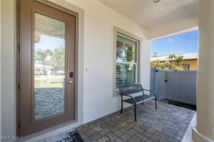 730 95th Avenue, Naples, FL 34108 - MLS#225077901