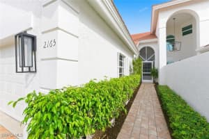 2165 Paget Circle, Naples, FL 34112 - MLS#225077902