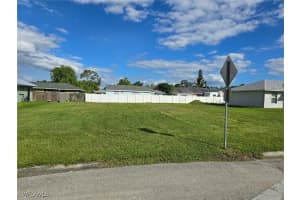 825 Zana Drive, Fort Myers, FL 33905 - MLS#225077928