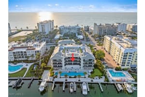 1820 Gulf Shore Blvd N 302-303 Naples, FL 34102 - Off Market