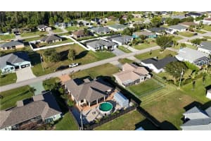 1714 12th Lane, Cape Coral, FL 33991 - MLS#225078027