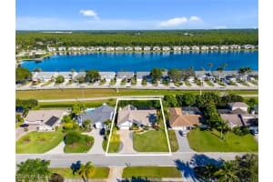 2529 Kings Lake Boulevard, Naples, FL 34112 - MLS#225078097