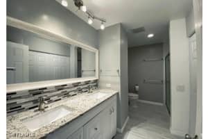 152 Lake Point Ln 4a, Naples