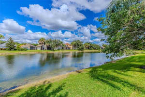 1630 Triangle Palm Terrace, Naples, FL 34119 - MLS#225078116