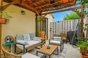 5266 Cedarbend Drive, Fort Myers, FL 33919 - MLS#225078147