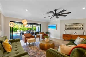 517 Parkwood Lane, Naples, FL 34103 - MLS#225078169