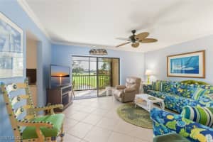 7340 SAINT IVES Way, Naples, FL 34104 - MLS#225078173