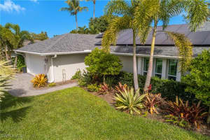 330 Country Club Drive, Naples, FL 34110 - MLS#225078197