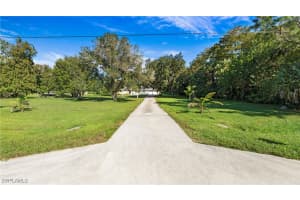 410 11th Street, Naples, FL 34120 - MLS#225078227