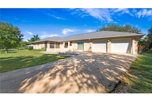 410 11th Street, Naples, FL 34120 - MLS#225078227