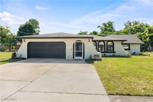 3042 Mango Street, Fort Myers, FL 33916 - MLS#225078253