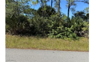 3300 41st Street, Lehigh Acres, FL 33971 Sold 11/07/25