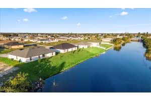 102 20th Street, Cape Coral, FL 33993 - MLS#225078365