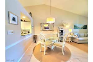 385 Dover Place, Naples, FL 34104 - MLS#225078370