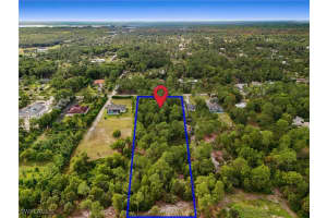 810 14th Street, Naples, FL 34117 - MLS#225078380