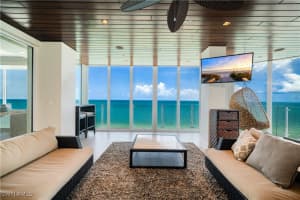 10 Seagate Drive, Naples, FL 34103 - MLS#225078392