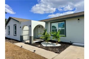 1044 Ridgeway Drive, North Fort Myers, FL 33903 - MLS#225078422