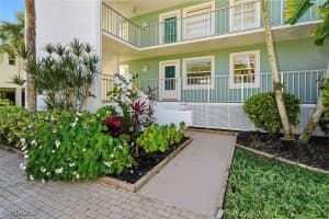 1200 Blue Point Avenue, Naples, FL 34102 - MLS#225078444