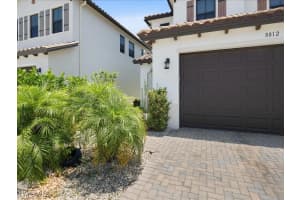 8812 Madrid Circle, Naples, FL 34104 - MLS#225078448