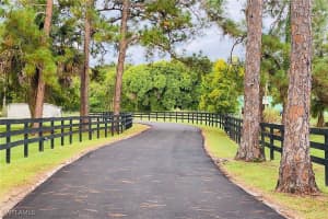 971 San Marcos Boulevard, Naples, FL 34104 - MLS#225078505