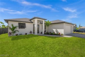 2240 4th Terrace, Cape Coral, FL 33993 - MLS#225078557