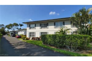 3300 Binnacle Dr 206, Naples