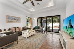 833 109th Avenue, Naples, FL 34108 - MLS#225078582