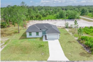 1104 11th Street, Lehigh Acres, FL 33972 - MLS#225078583