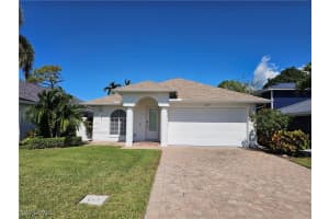 743 98th Ave N, Naples