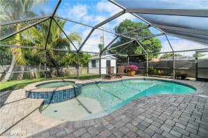 659 108th Ave N, Naples