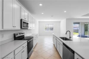 3927 45th Lane, Cape Coral, FL 33993 - MLS#225078658