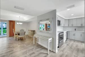 250 Candycane Lane, Naples, FL 34112 - MLS#225078665