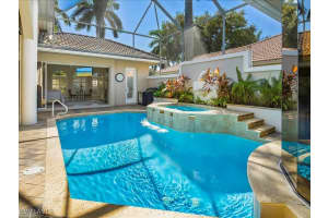 1534 Vintage Ln, Naples