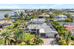 490 Randy Lane, Fort Myers Beach, FL 33931 - MLS#225078800