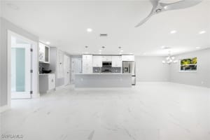 959 Town And River Drive, Fort Myers, FL 33919 - MLS#225078821