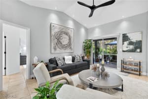 1081 9th St SW, Naples, FL 34117 - MLS#225078865