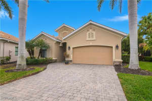 1558 Serrano Circle, Naples, FL 34105 - MLS#225078908