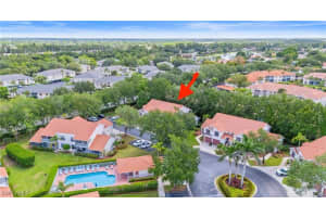 505 Windsor Square, Naples, FL 34104 - MLS#225078973